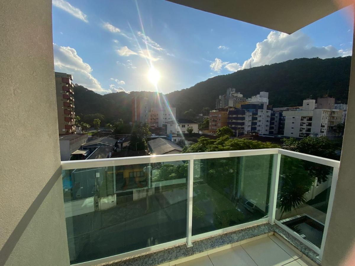 Apartamento Na Praia De Enseada Гуаружа Экстерьер фото